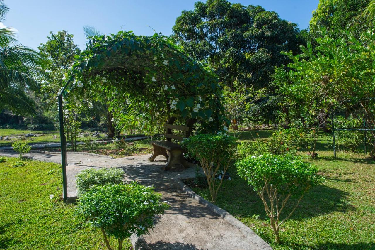 Kalu'S Hideaway Udawalawe Hotel Екстериор снимка