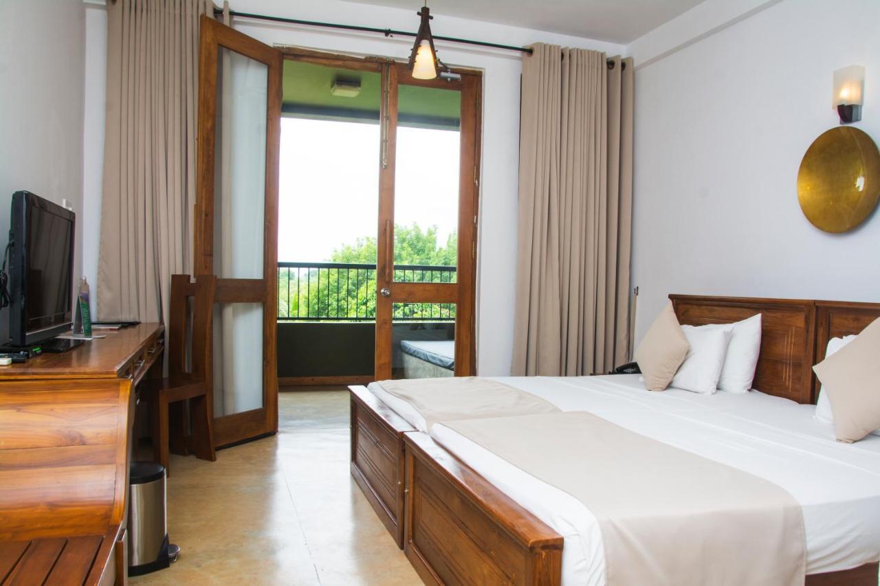 Kalu'S Hideaway Udawalawe Hotel Екстериор снимка